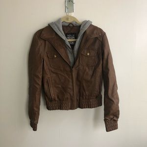 Nollie brown leather jacket. size medium